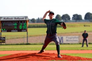 Frieder Bruckmann (Schweinfurt Giants) pitcht für All-Stars Nord.
